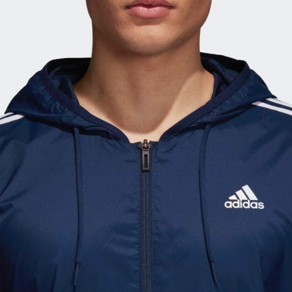 MEN'S TRAINING ESSENTIALS 3-STRIPES WIND JACKET - Picture 3 of 5